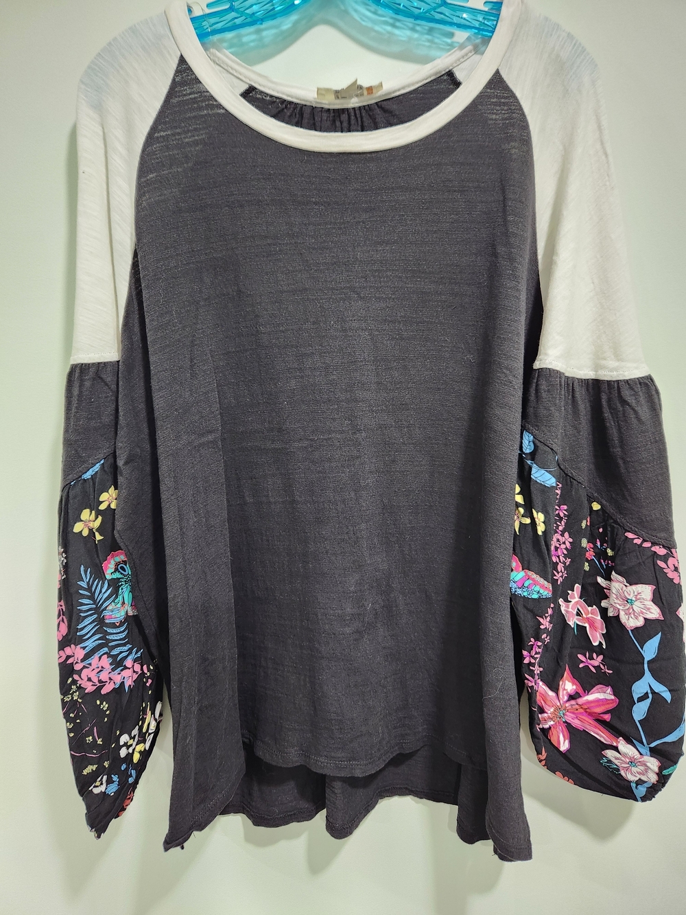 Umgee Black Charcoal Raglan Top with Floral Balloon Sleeves